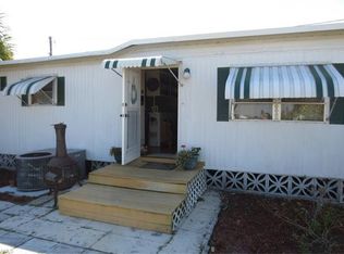 5057 Flamingo Dr, Saint James City, FL 33956