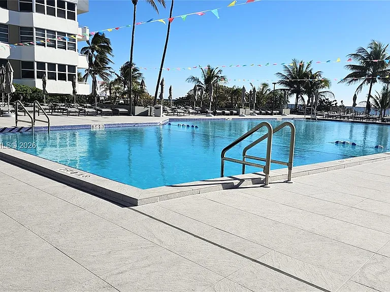1950 S Ocean Dr #3D — Photo 45
