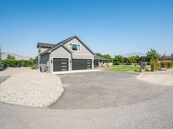 4th image of 2784 NW Arlenes Ct