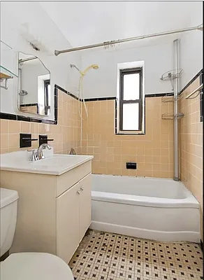 Rented by CENTURY 21 Full Service Realty | media 12