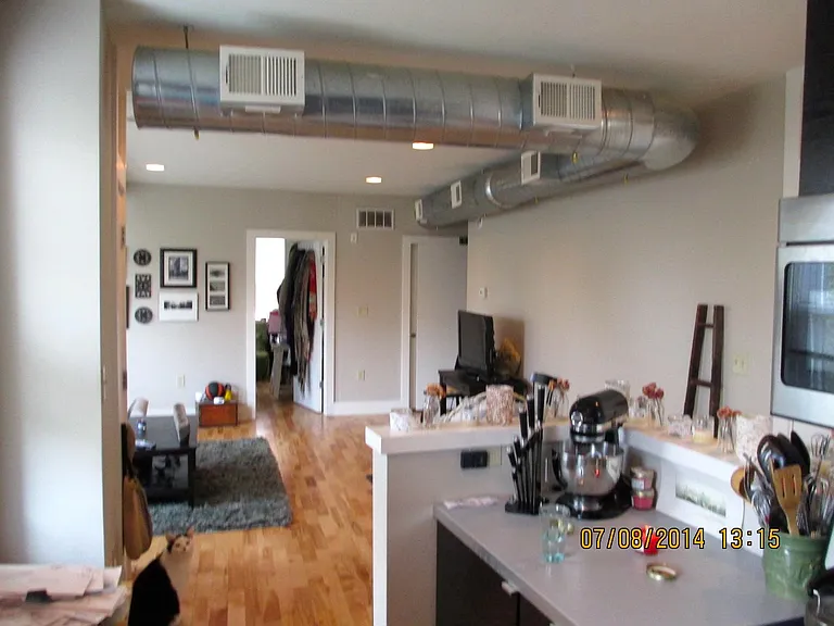 542 Christian St #3 — Photo 2