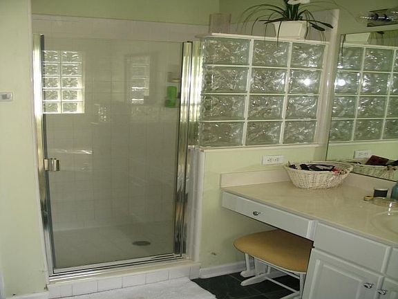 4th image of 14478 Basilham Ln