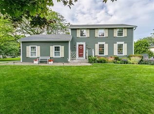 767 Saffron Ln, Webster, NY 14580