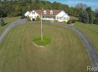 115 Sarahs Way, Ortonville, MI
