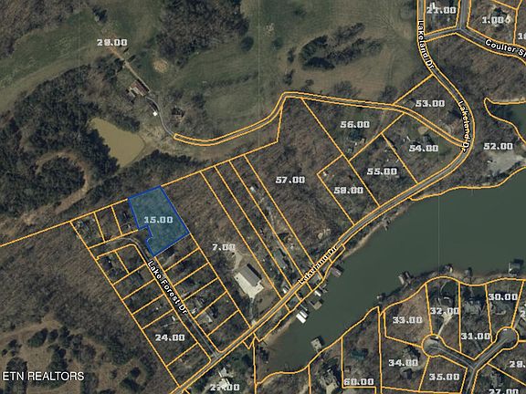 3rd image of Lake Forest Dr