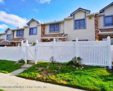 45 McDivitt Ave, Staten Island, NY, 10314