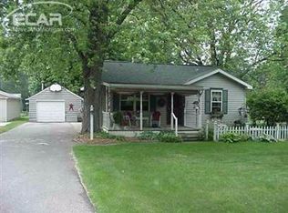 3385 Mills Acres St, Flint, MI 48506