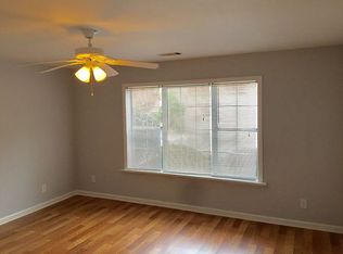 1002 Bridge Ln SE, Smyrna, GA 30082