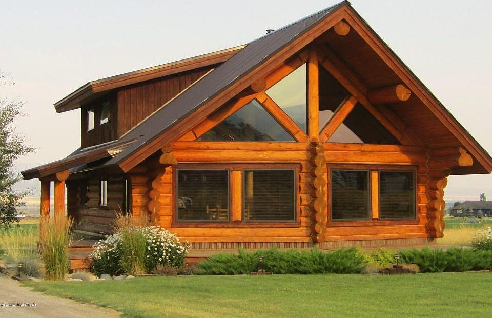 1st image of 4912 Country Club Dr