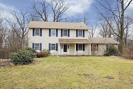 2nd image of 16 Lenape Rd