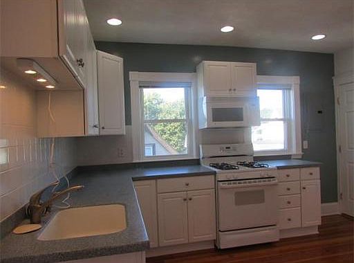 5th image of 208 Crescent Ave #3