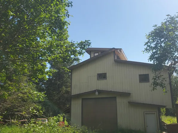 2849 Eagle Ct, Homer, AK 99603