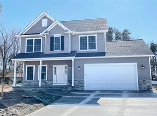 421 Chardon Ave, Chardon, OH 44024