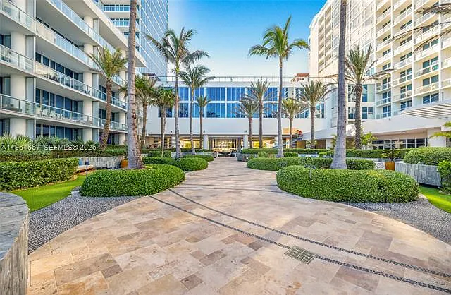 6801 Collins Ave #Penthouse 11 — Photo 29