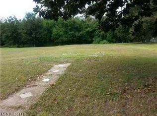 2758 Mission Ln, Biloxi, MS 39531