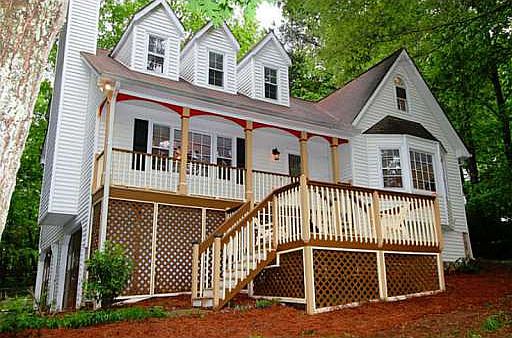 1st image of 250 Valley Brook Dr