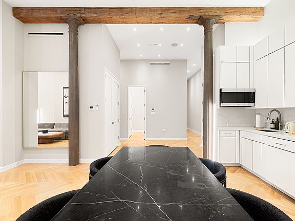 4th image of 457 Broome St #4B