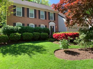 6734 Stonecutter Dr, Burke, VA 22015