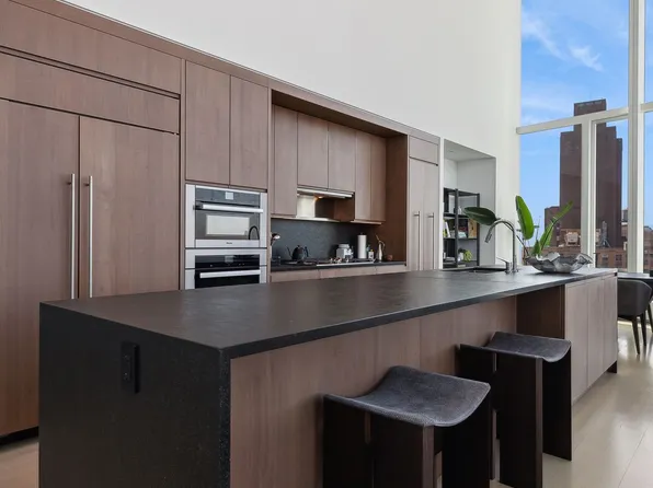 50 West Street image 5 of 26