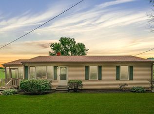 5256 S F T Valley Rd, Etlan, VA 22719