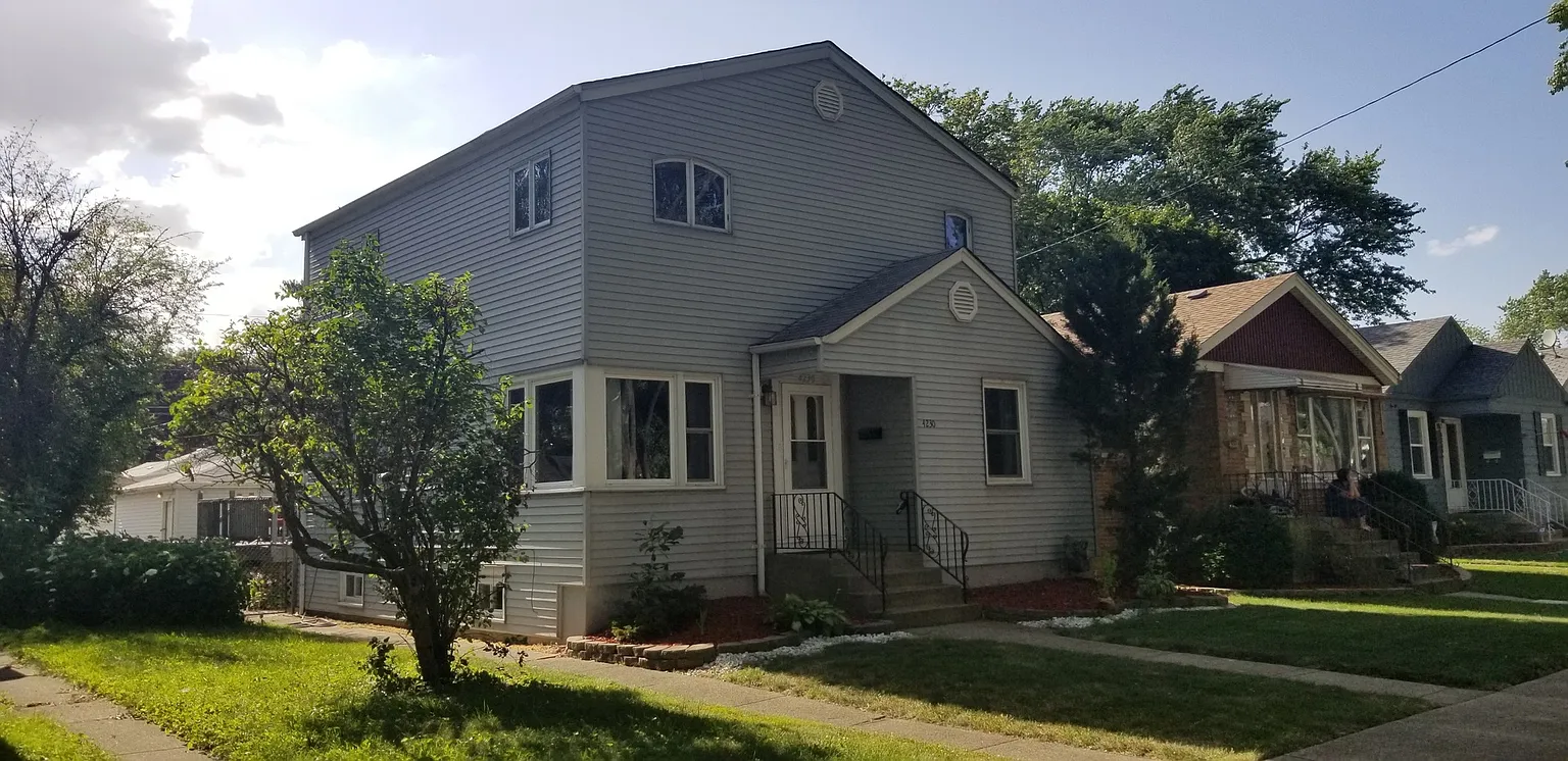4230 Wenonah Ave photo 1