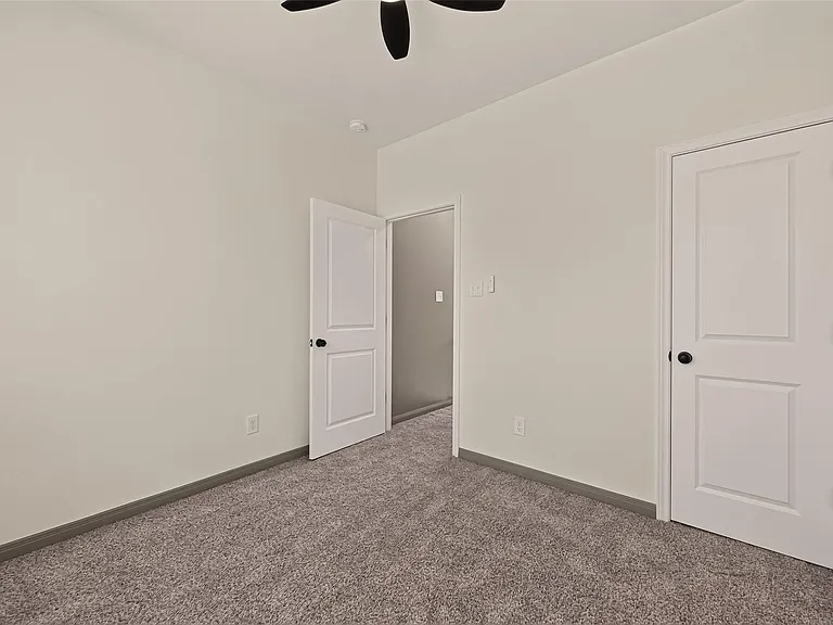 8306 Tidwell Rd #B — Photo 13
