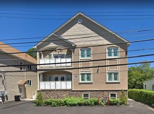 84 Union Rd, Spring Valley, NY 10977