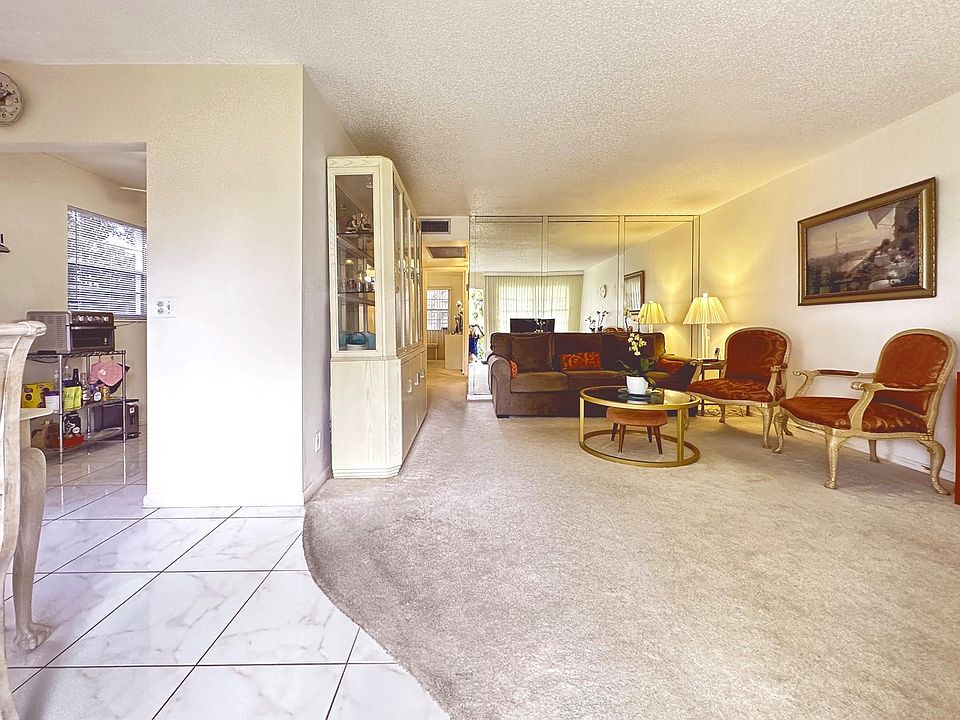 1st image of 32 Prescott B #32