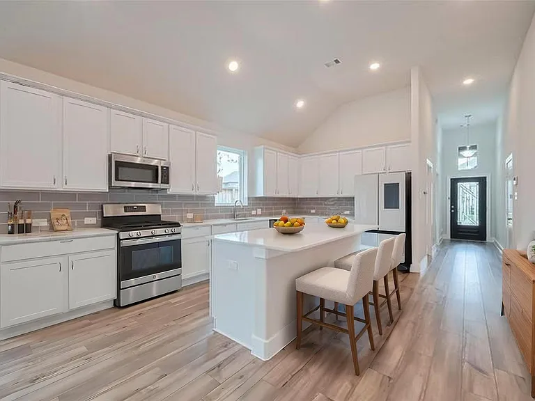 200 Catalina Cove Dr — Photo 18