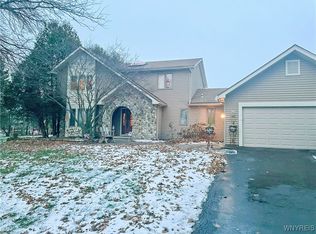 142 Yorktown Dr, Webster, NY 14580