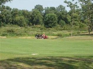 161 Ridgeway Ct, Benton Harbor, MI 49022