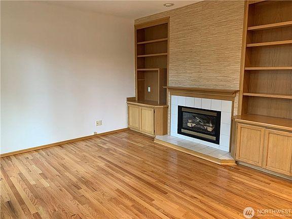 5th image of 25551 SE 41st Ct