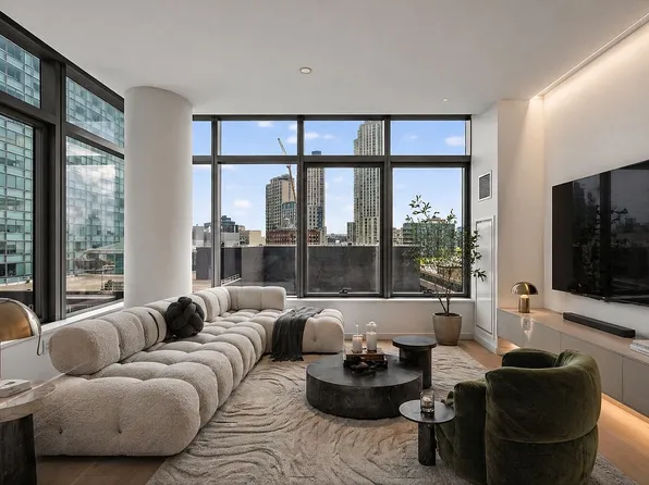 3 Court Sq #629, Long Island City, NY 11101