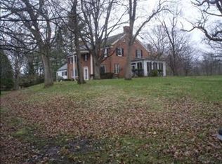 2071 N Mulford Rd, Rockford, IL 61107