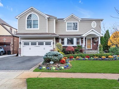 65 Reyam Road, Lynbrook, NY, 11563