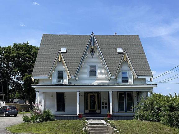 Beautiful and historic home with classic charm and curb appeal. The apartment is located on the second floor to the right, offering a private, sunlit space within a character-filled setting. A perfect blend of old-world charm and everyday comfort.