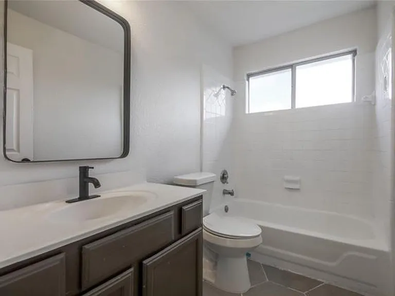 1831 Chino Valley Trl — Photo 24