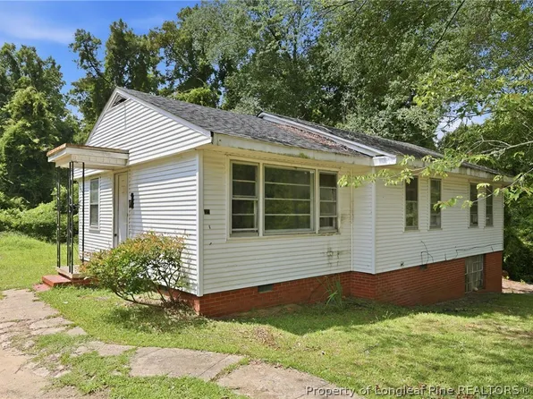319 Stuart Ave, Fayetteville, NC 28301