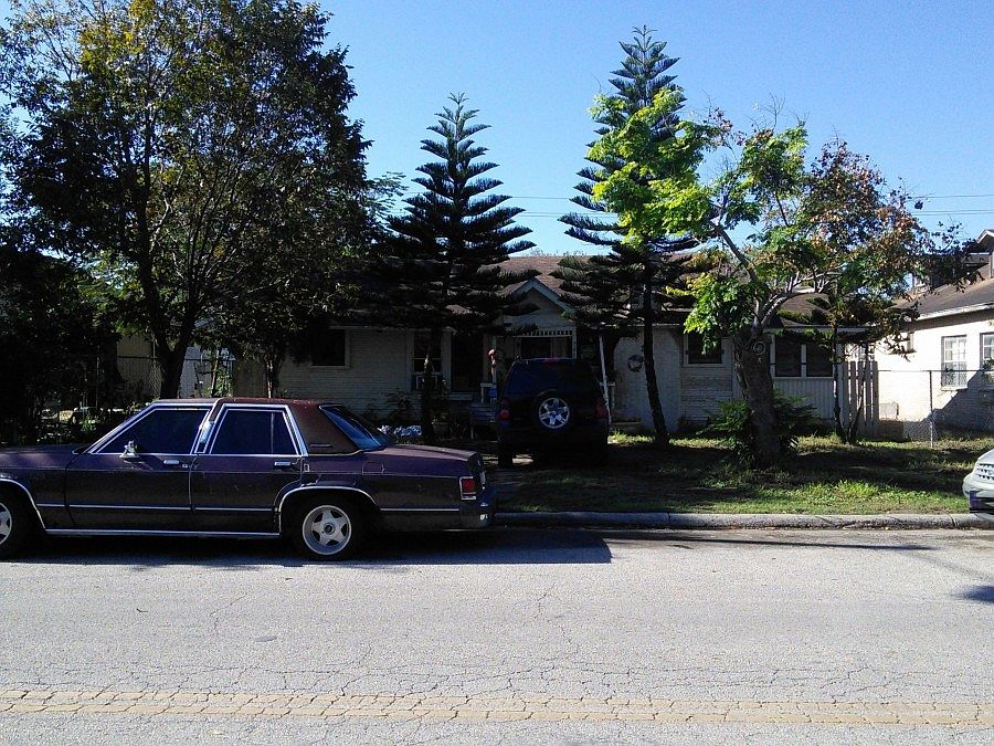 1st image of 745 W Saint Francis St