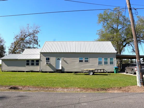 110 Ryder Ln, Labadieville, LA 70372