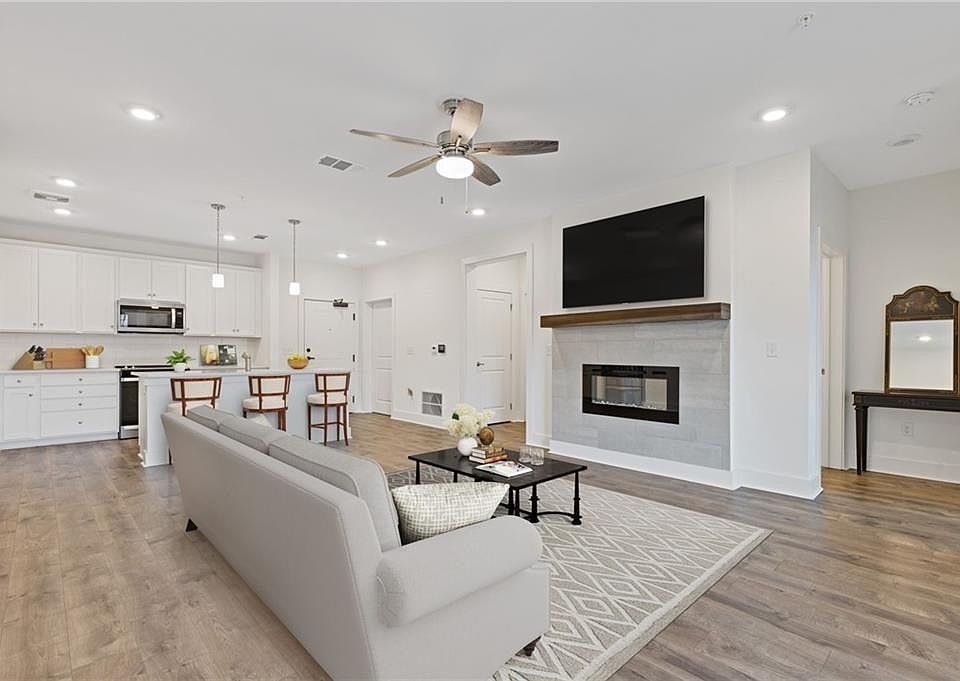 1st image of 3211 Orwell Way #4404