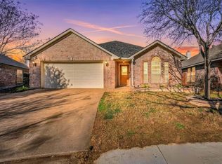 4423 New Meadow Dr, Mansfield, TX 76063
