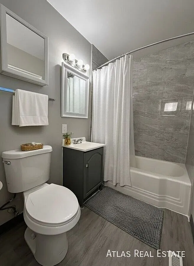 West Side 1-Bedroom Ready for Move In, With Move in Special! Tour Today — Photo 2