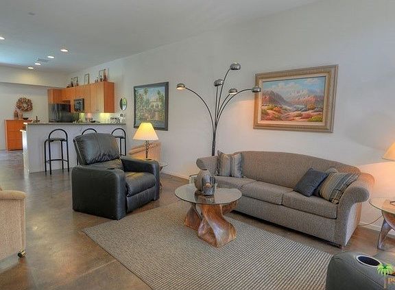 2nd image of 3553 Penny Ln