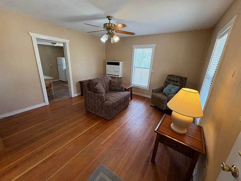 1176 East Rd #COTTAGE — Photo 5
