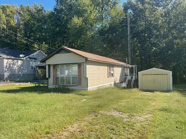 510 Beach Dr, Springville, TN 38256