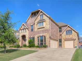 31 Tennis Village Dr, Heath, TX 75032