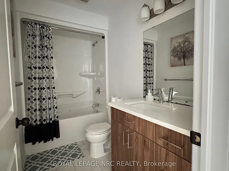 18 King St — Photo 12