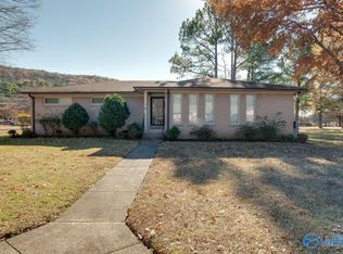 1316 Briar Hollow Trl SE, Huntsville, AL 35802