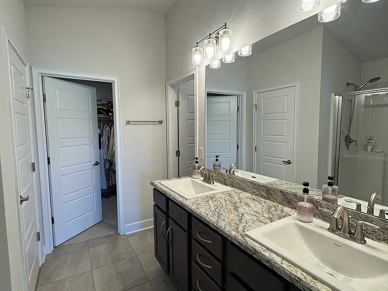 102 Rivertown Rd — Photo 15